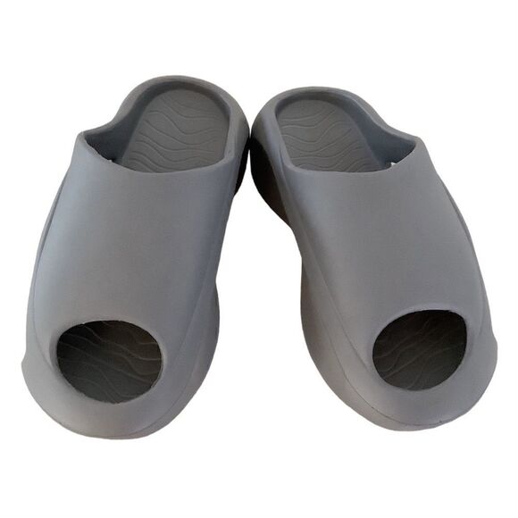 Men’s Rubber/Foam Sandals Size 42-43 and 40-41 NWOT - Picture 3 of 7